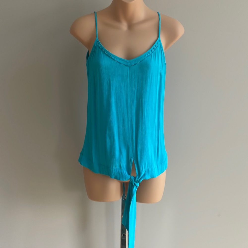 Bebe turquoise top with adjustable straps, tie bottom.